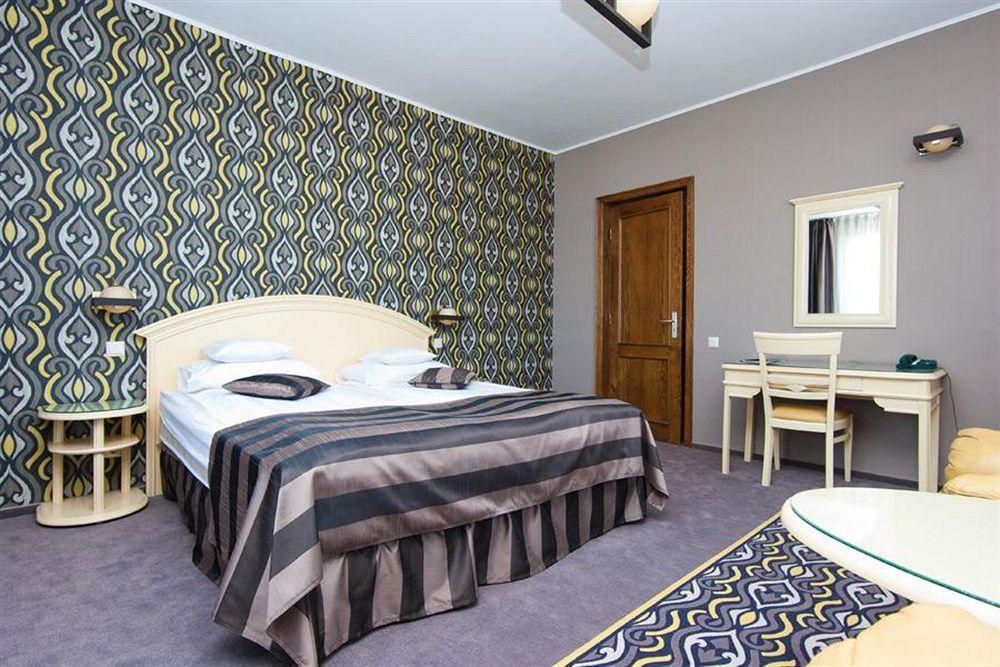 Hotel Onix Cluj-Napoca Exterior photo